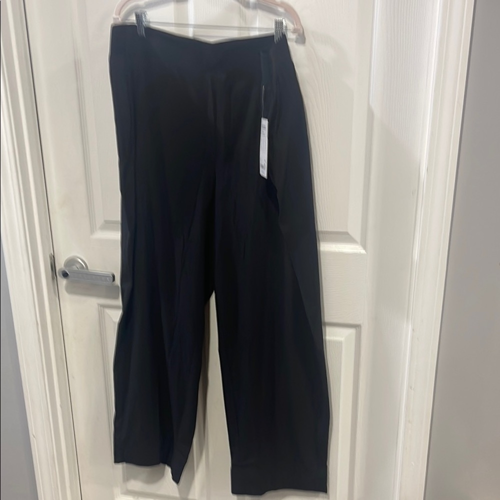 Athletes Elegant Black Women's Pants